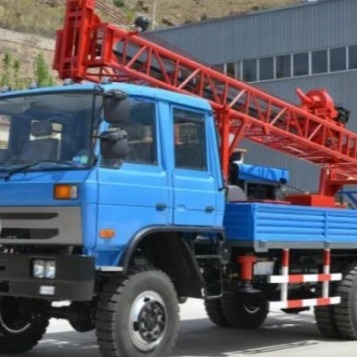 4x4 ट्रक घुड़सवार बोरहोल ड्रिलिंग मशीन 42KW 250M गहराई