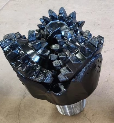 14 3/4'' Iadc117g स्टील टूथ ट्राइकोन रॉक बिट तेल ड्रिलिंग और भूवैज्ञानिक ड्रिलिंग के लिए